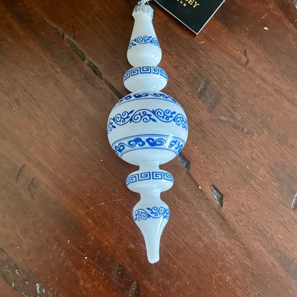 Robert Stanley Glass Finial Ornament - Picture 2 of 6